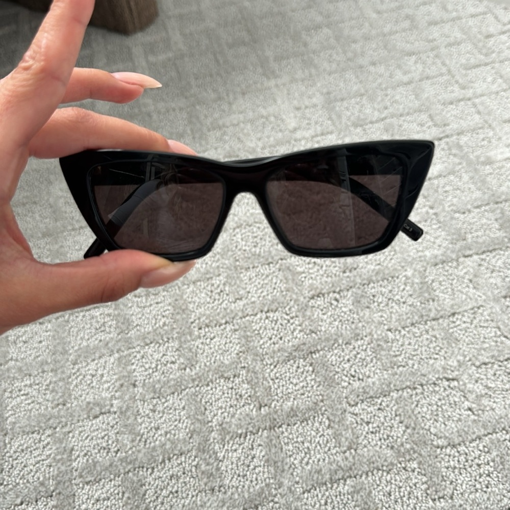 Saint Laurent Mica cat-eye acetate sunglasses - Picture 4 of 8